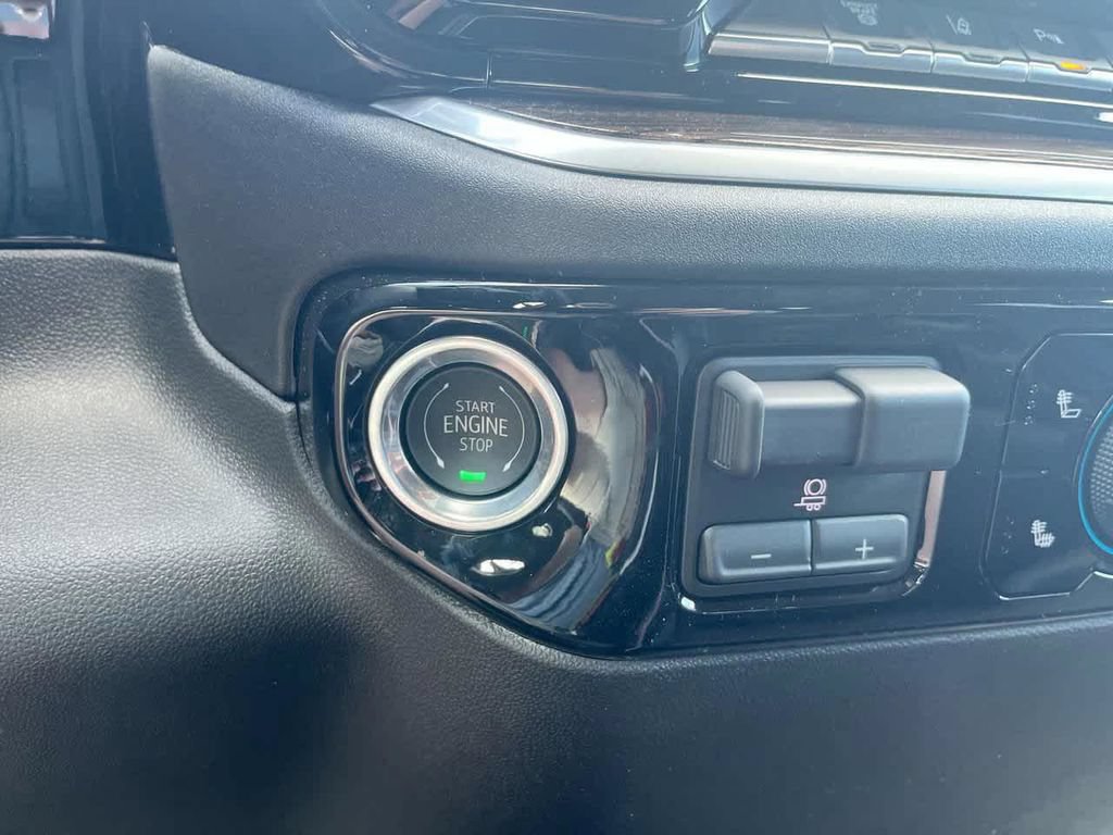 New 2026 Chevrolet Silverado 3500 LT w/ All Star Edition AWD/4WD image 27