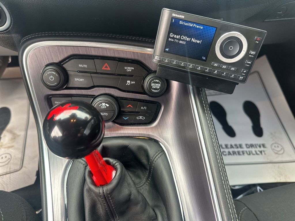 Used 2018 Dodge Challenger R/T RWD image 20