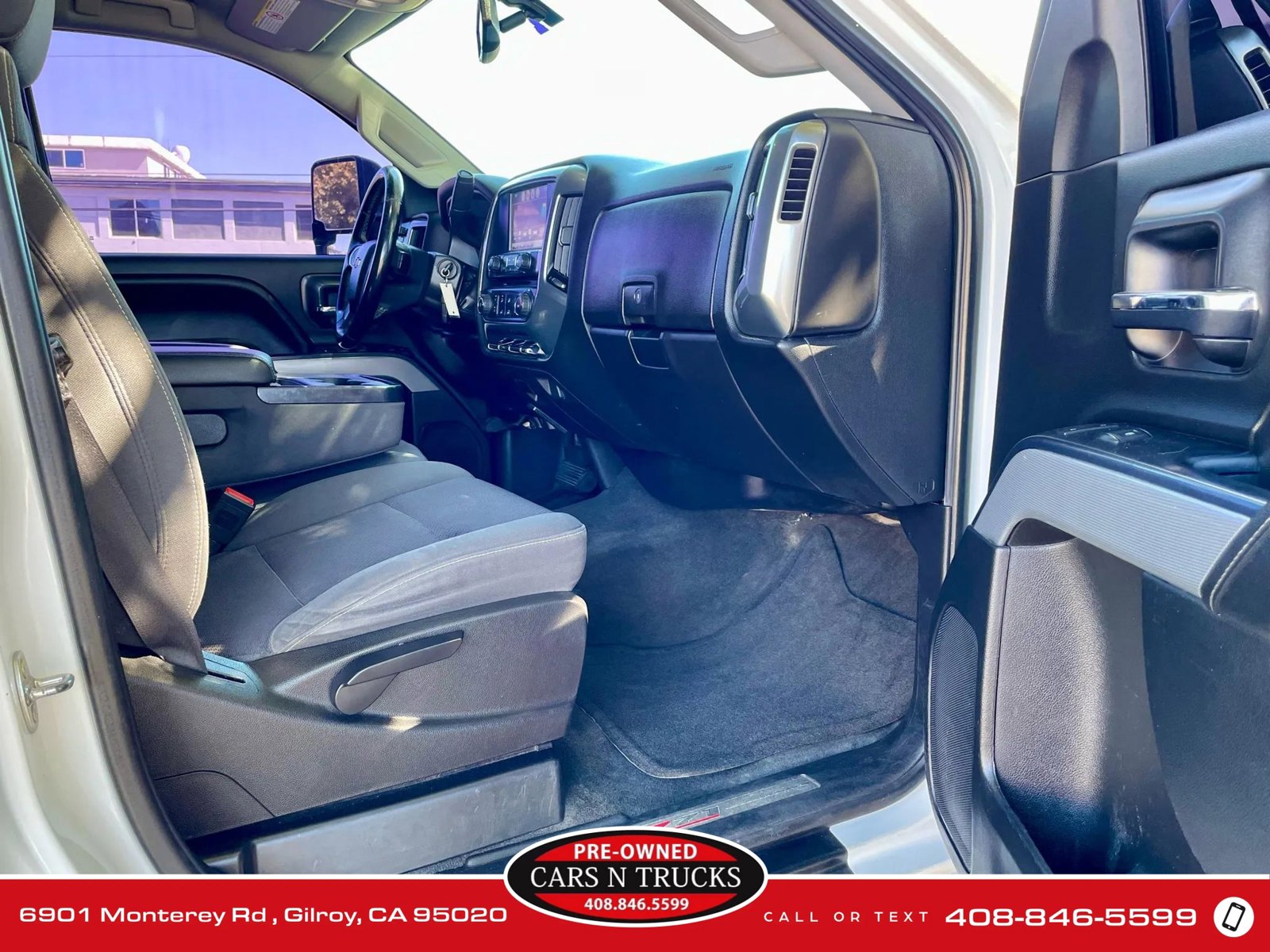 Used 2018 Chevrolet Silverado 2500 LT w/ Z71 Package, Off-Road image 14