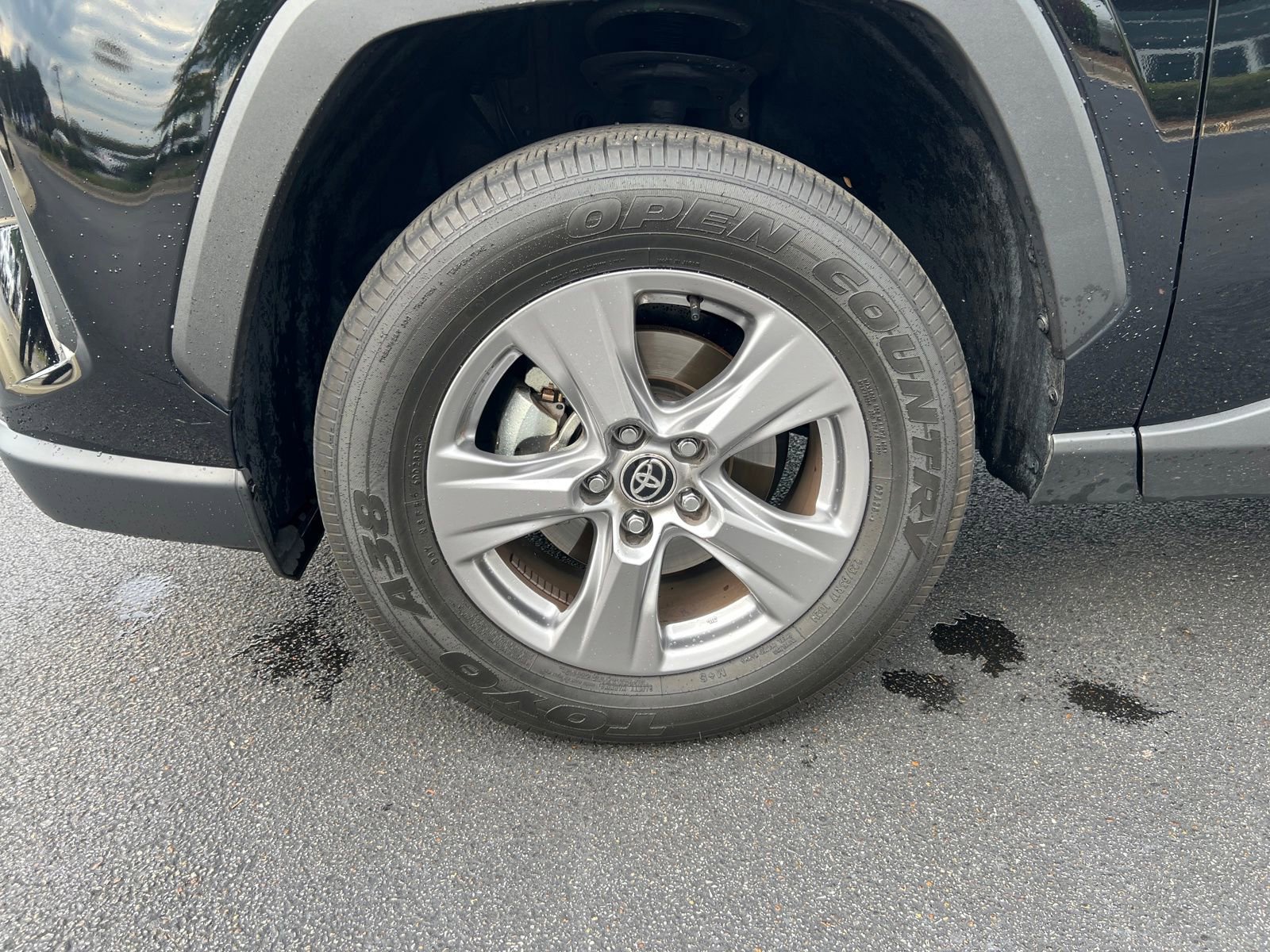 Used 2023 Toyota RAV4 LE image 27