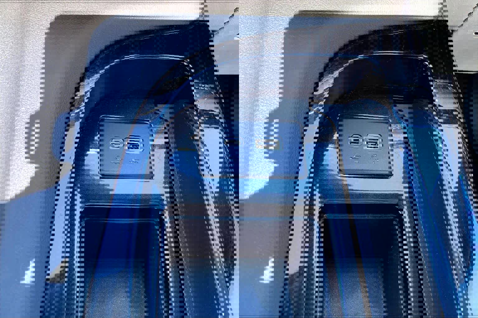 Used 2022 Cadillac Escalade Sport RWD image 35