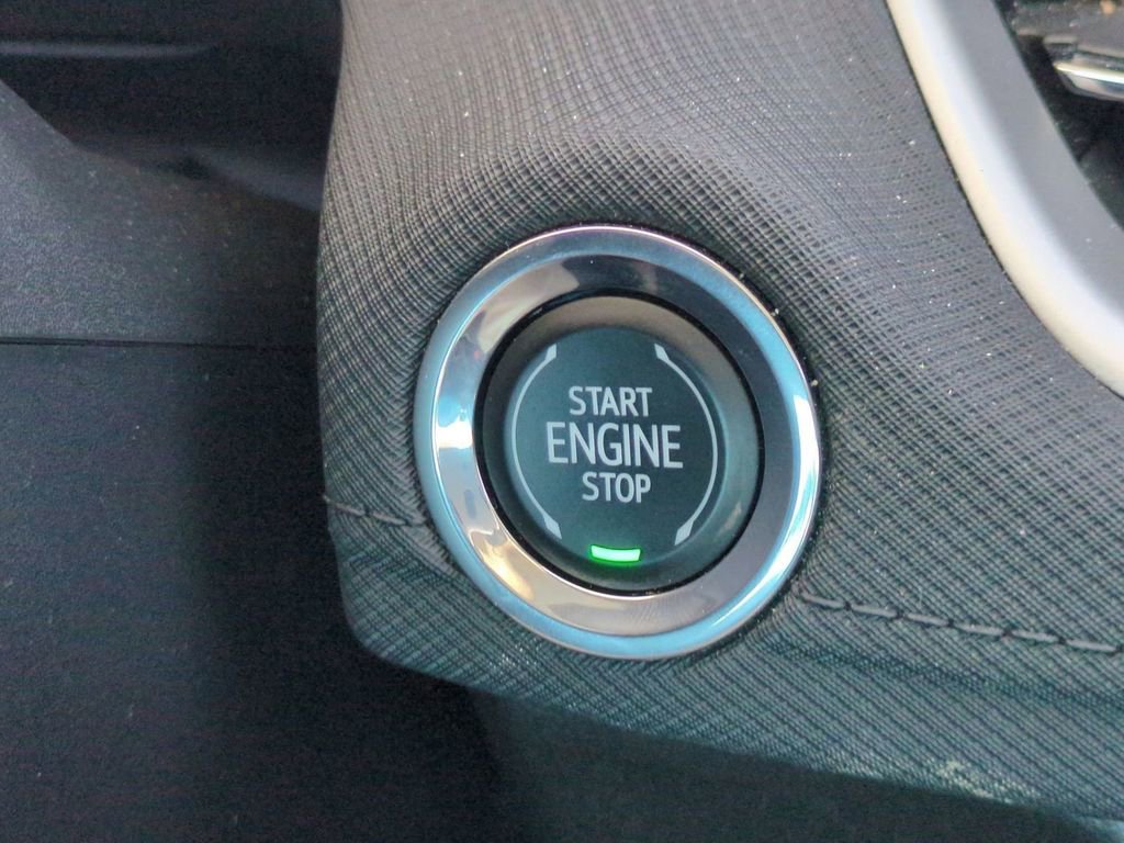 Used 2025 Chevrolet TrailBlazer LT image 16