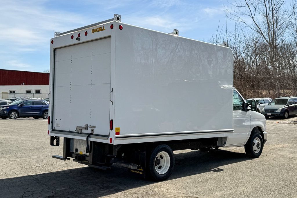 New 2025 Ford E-350 and Econoline 350 Super Duty w/ Power Equipment Group RWD image 3