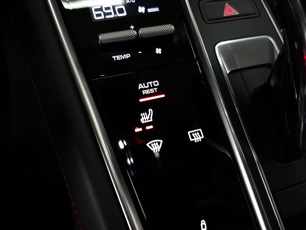 Used 2020 Porsche Panamera GTS image 32