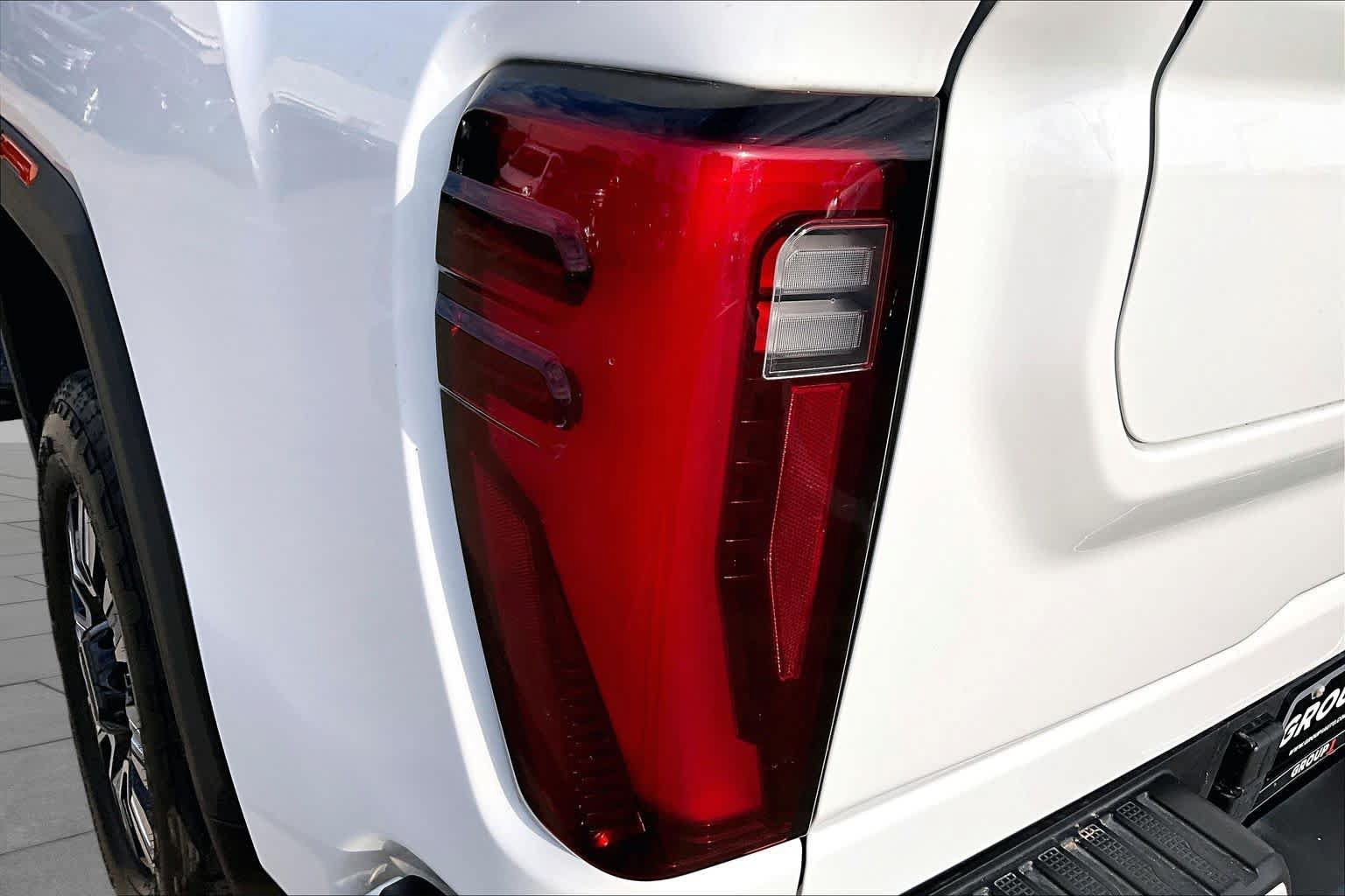 Used 2025 GMC Sierra 3500 Denali w/ Denali Reserve Package AWD/4WD image 29