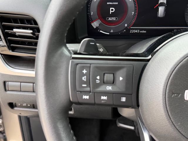 Used 2023 Nissan Rogue Platinum w/ Platinum Premium Package image 19