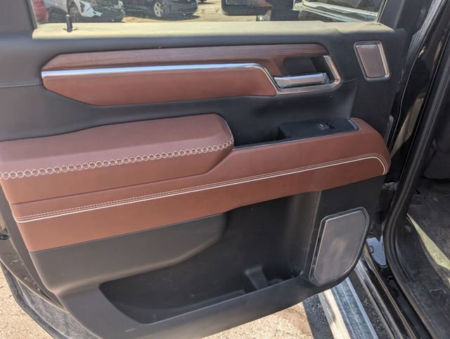 Used 2024 GMC Sierra 2500 Denali Ultimate w/ Max Trailering Package image 11