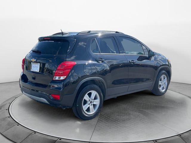 Used 2022 Chevrolet Trax LT w/ LT Convenience Package FWD image 5