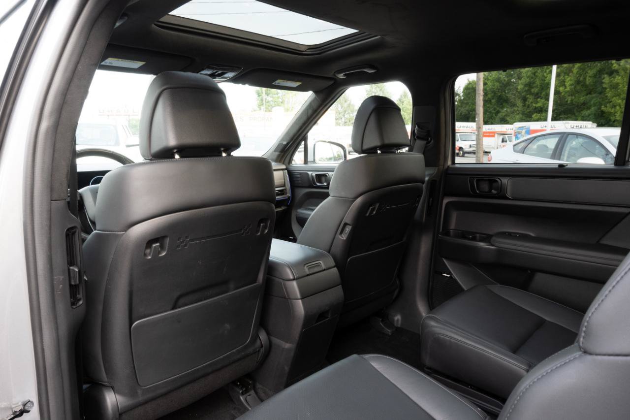 Used 2024 Hyundai Santa Fe Calligraphy AWD/4WD image 26