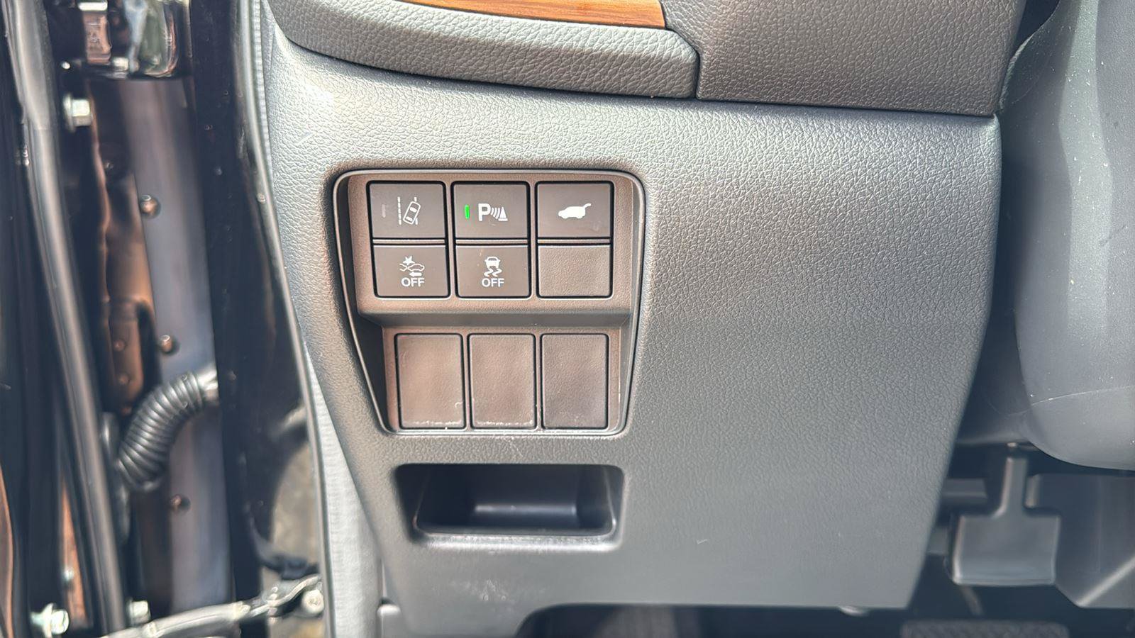 Used 2021 Honda CR-V Touring image 9