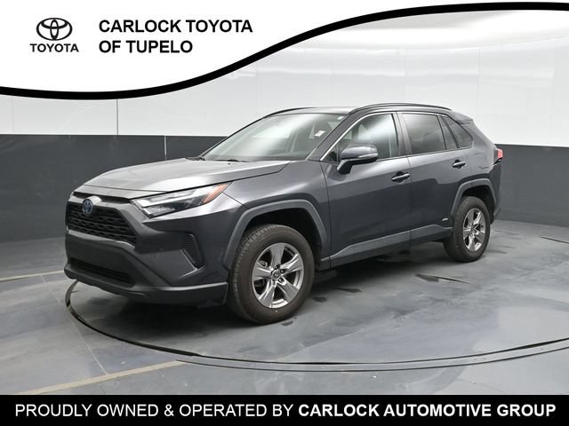 Used 2022 Toyota RAV4 XLE w/ Convenience Package AWD/4WD image 9