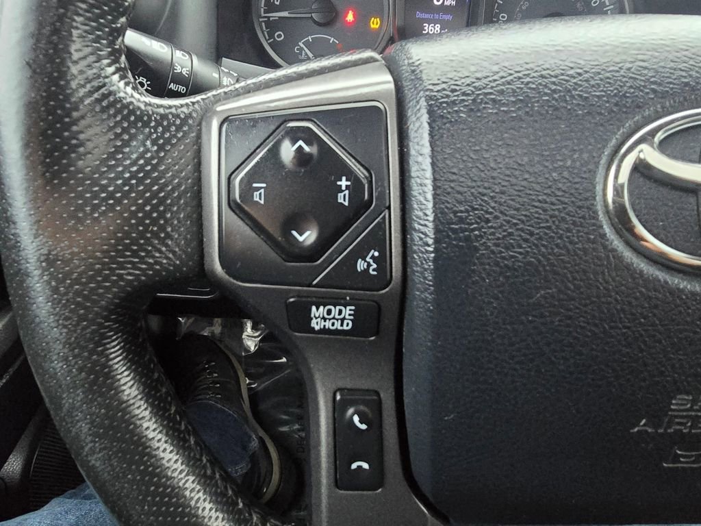 Certified 2016 Toyota Tacoma TRD Off-Road w/ Premium & Technology Package image 19