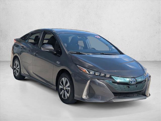 Used 2019 Toyota Prius Prime Plus video 3