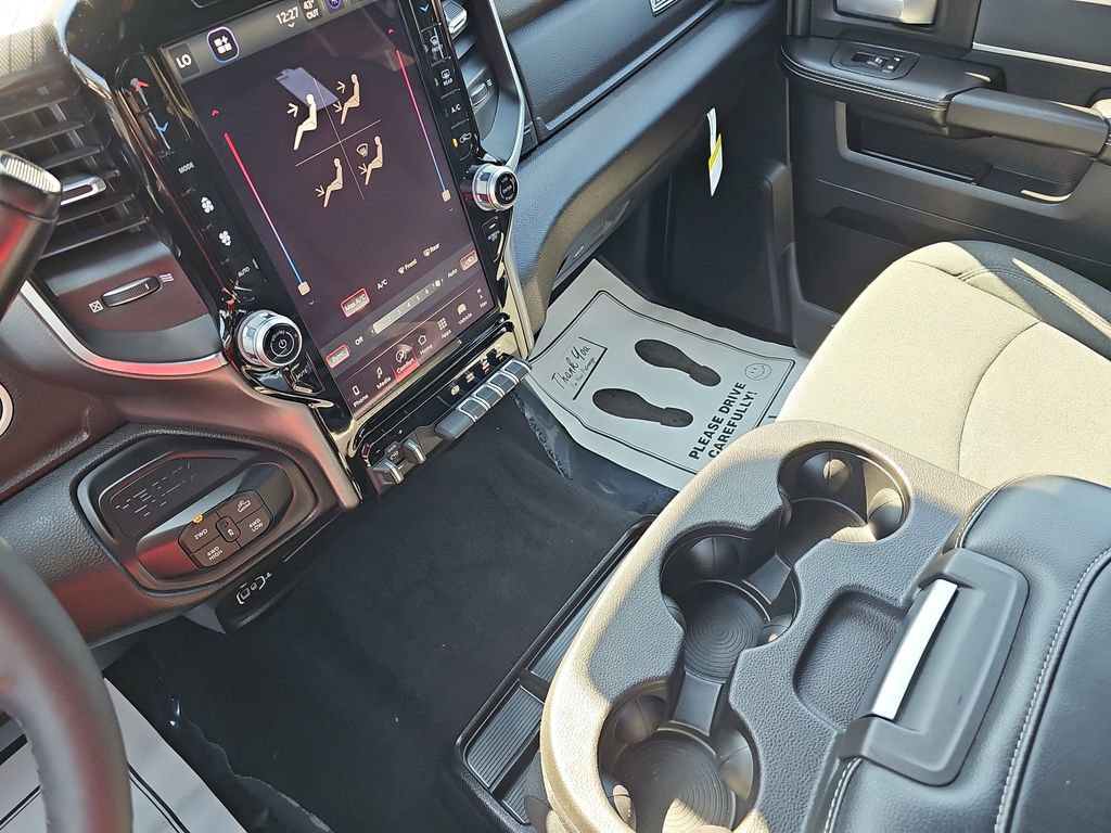 Used 2025 RAM 2500 Big Horn image 29