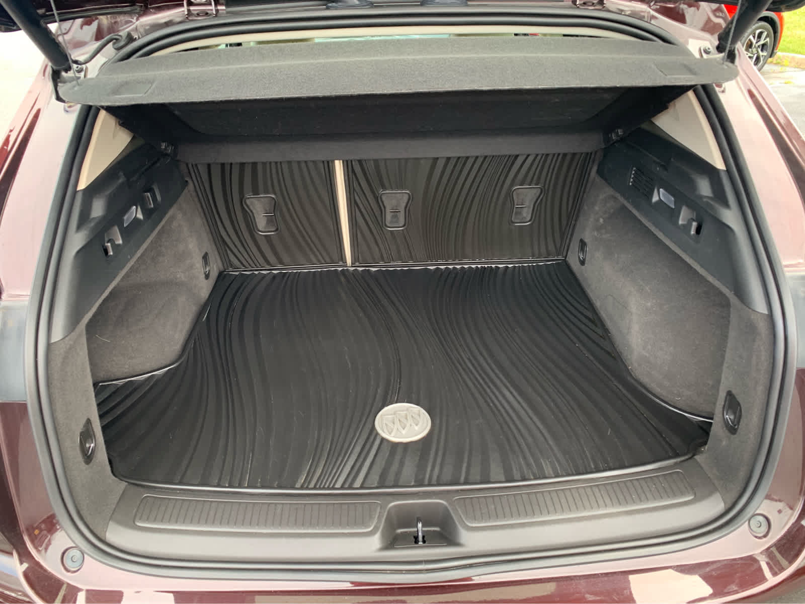 Used 2023 Buick Envision Avenir AWD/4WD image 6