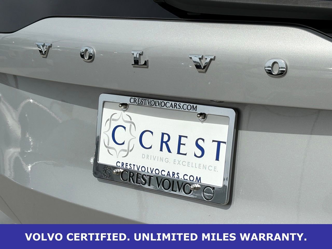 Certified 2024 Volvo XC90 B6 Plus w/ Protection Package Premier AWD/4WD image 8