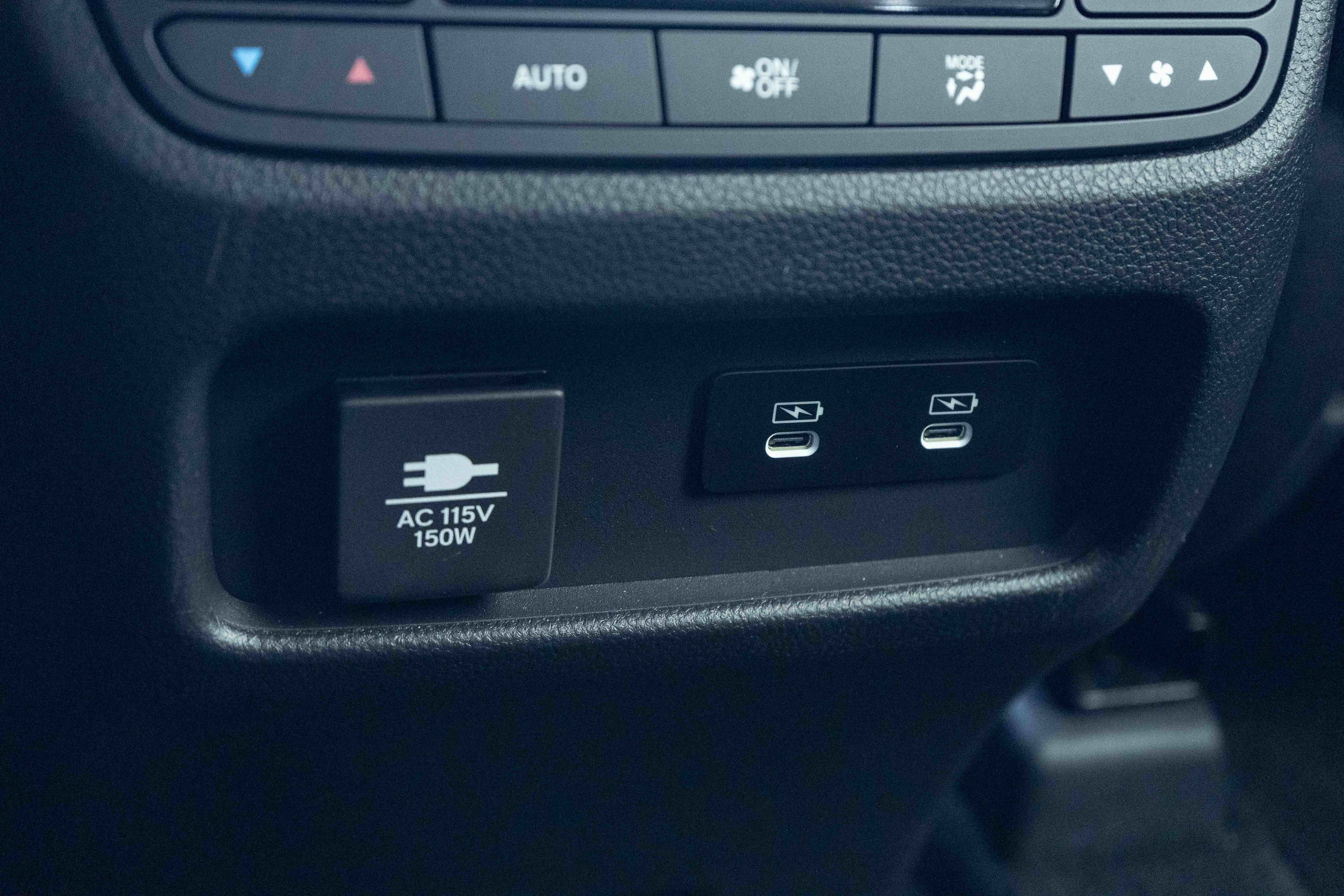 Used 2026 Honda Pilot Black Edition image 43