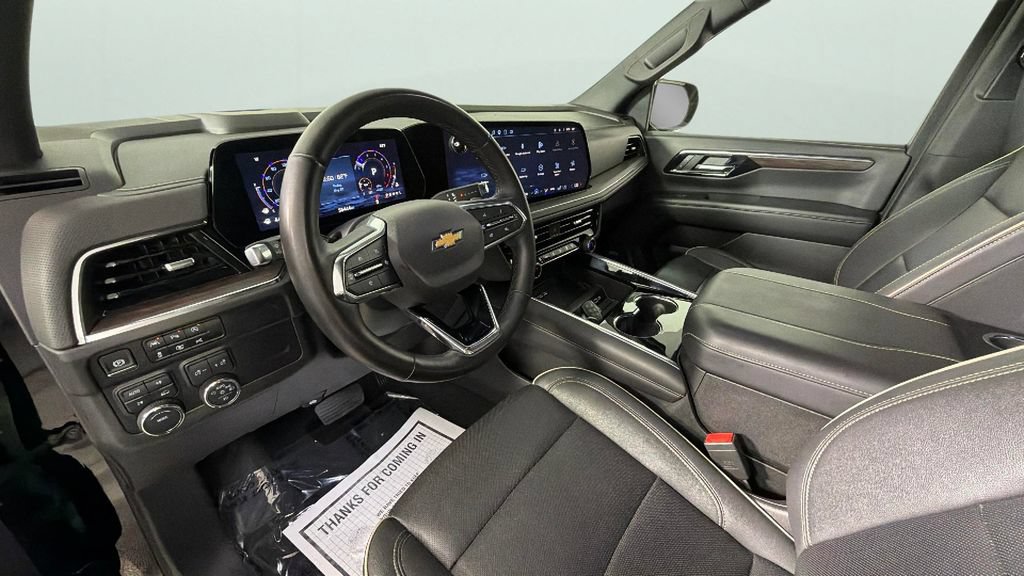 Certified 2025 Chevrolet Suburban Premier AWD/4WD image 18