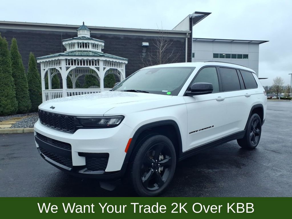 Used 2021 Jeep Grand Cherokee L Laredo image 2