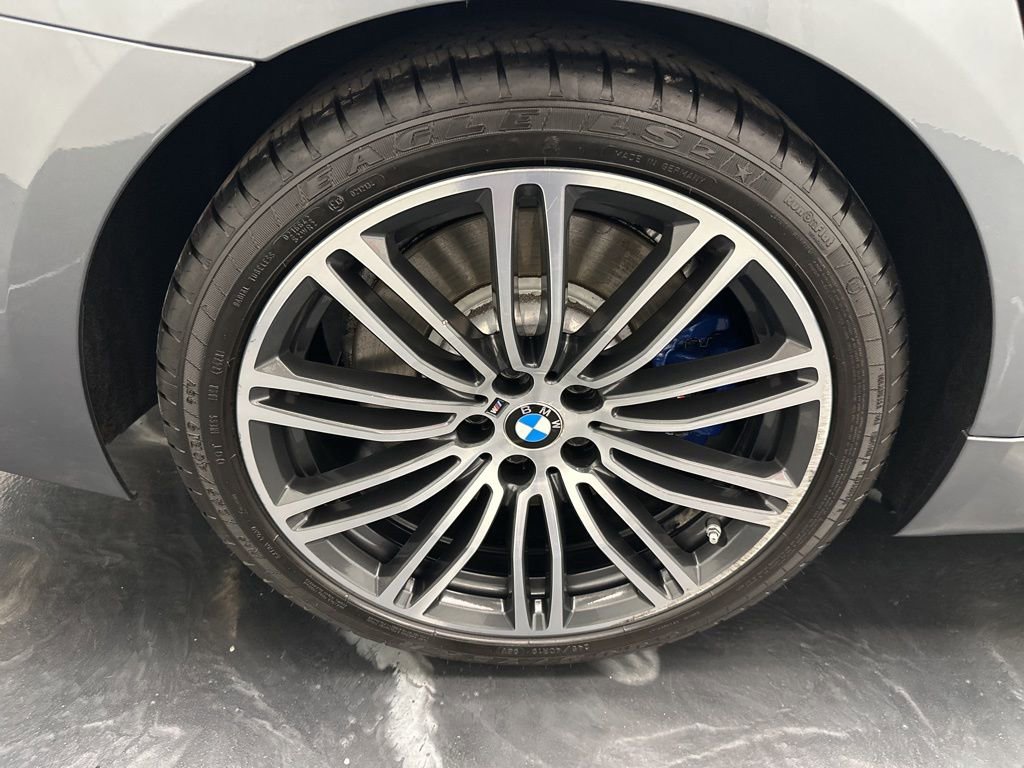 Used 2020 BMW 540i xDrive w/ M Sport Package image 31