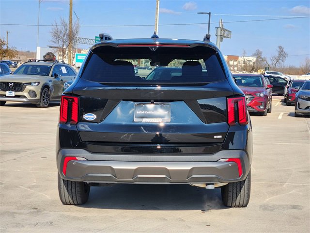 Certified 2025 Kia Sorento SX Prestige image 6