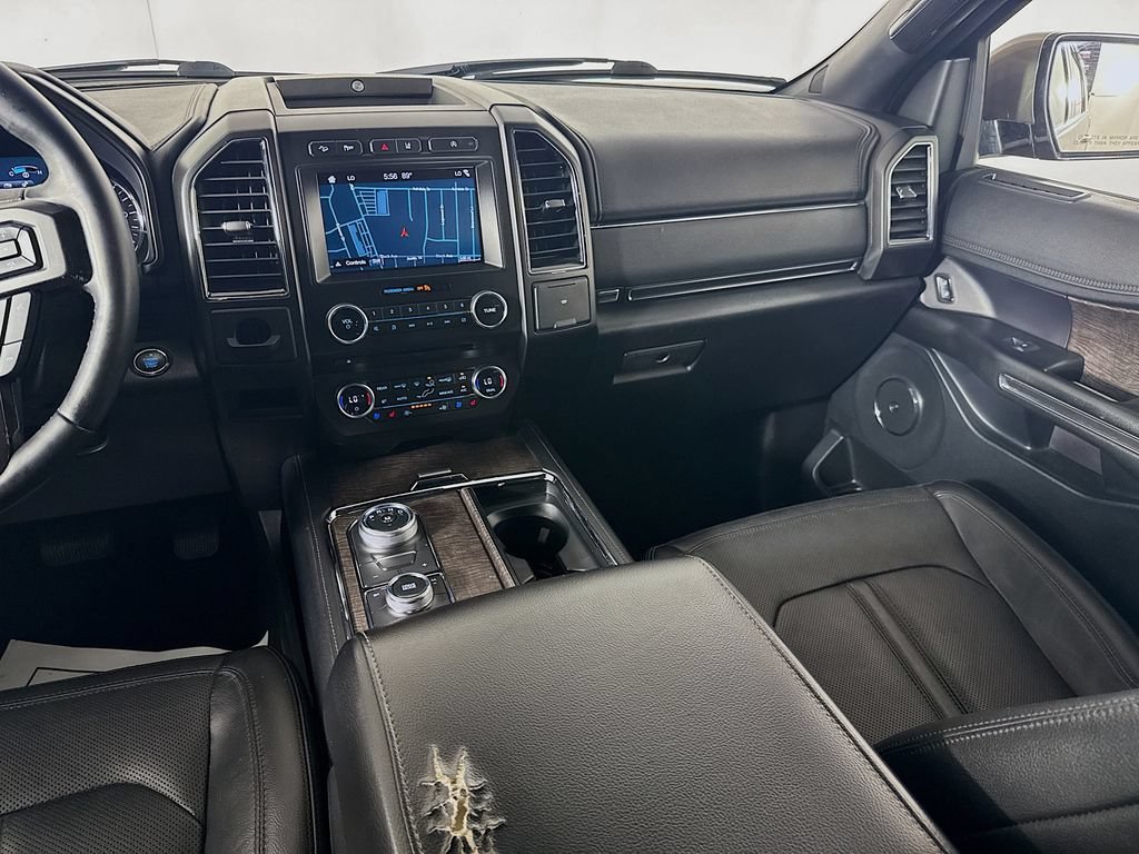 Used 2018 Ford Expedition Limited w/ Equipment Group 301A AWD/4WD image 27