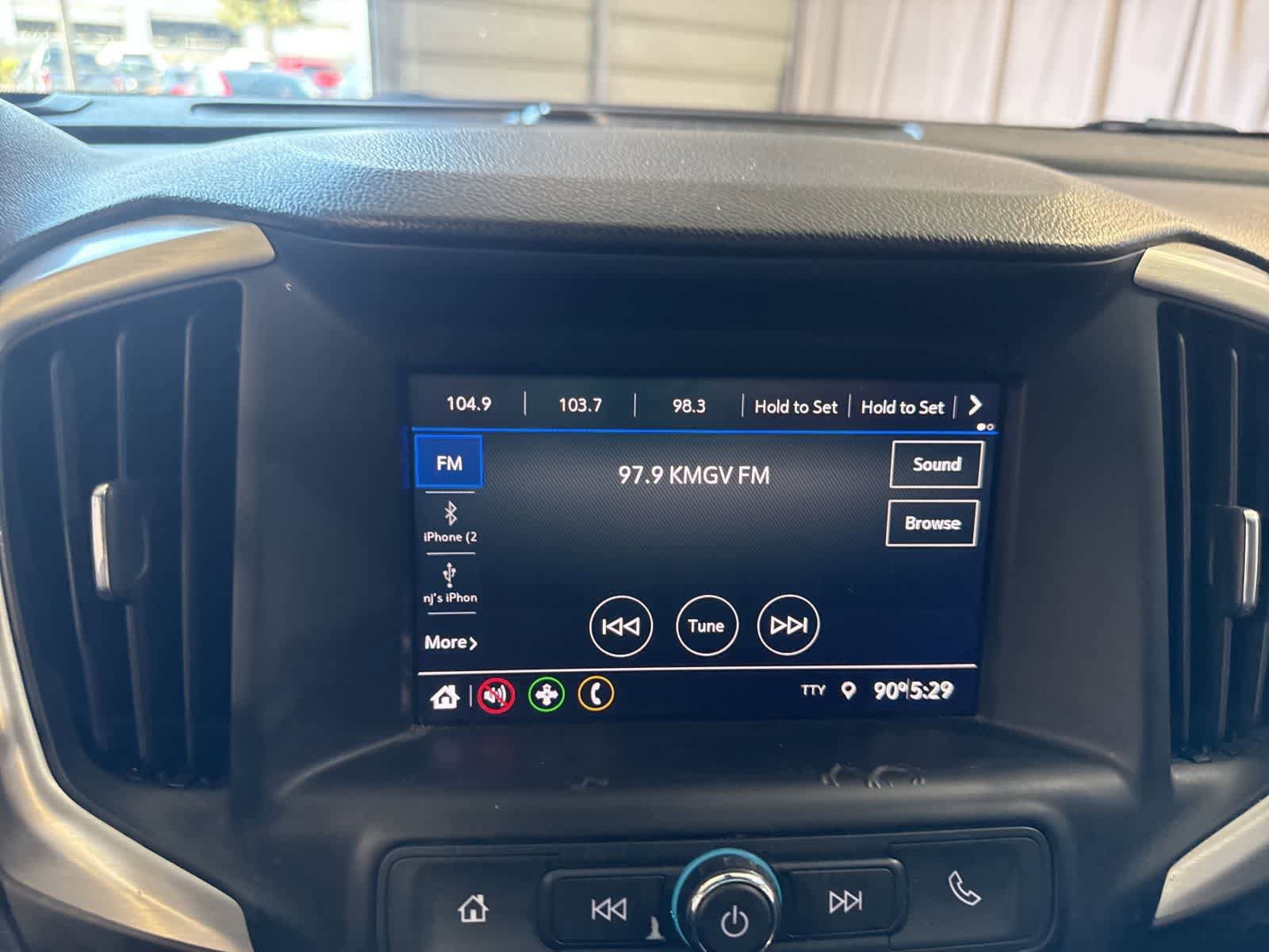 Used 2020 GMC Terrain SLE w/ Elevation Edition FWD image 25