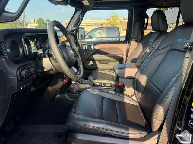 Used 2025 Jeep Wrangler Unlimited Rubicon 4xe w/ Technology Group image 11