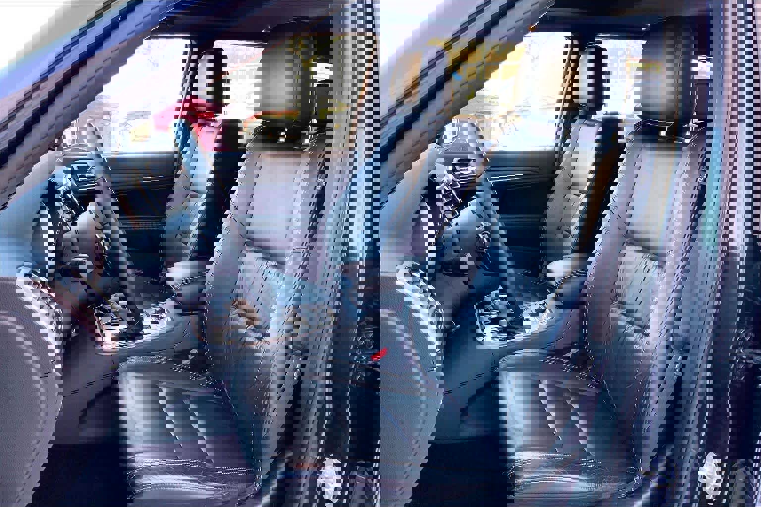 Used 2016 Jeep Grand Cherokee Limited image 9