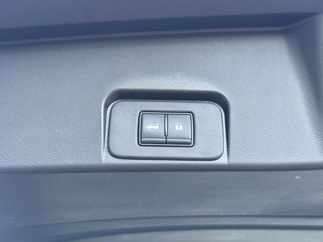 Used 2023 Nissan Rogue SL w/ SL Premium Package image 29