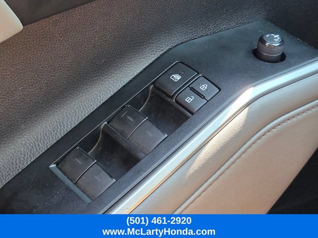 Used 2021 Toyota Highlander XLE FWD image 34