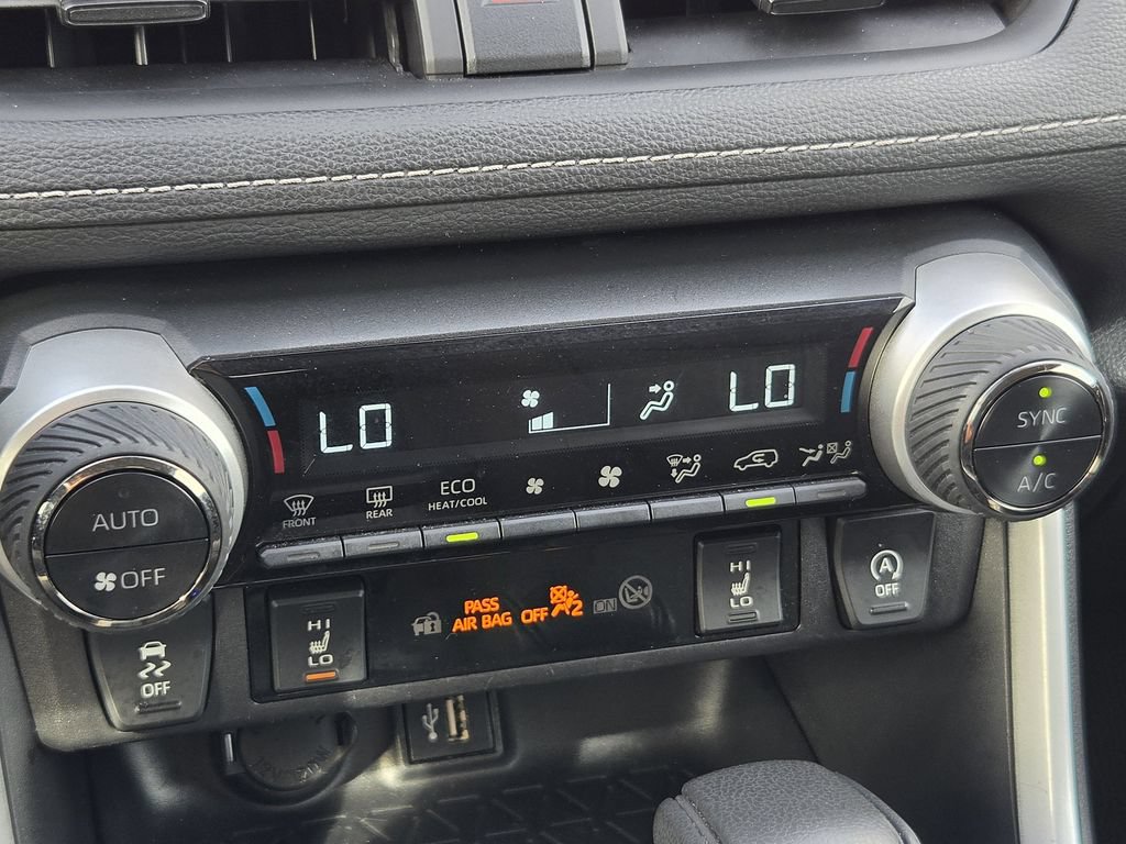 Used 2025 Toyota RAV4 XLE w/ Weather Package FWD image 20