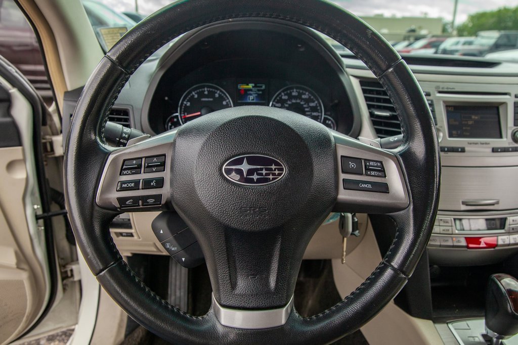 Used 2014 Subaru Legacy 3.6R Limited image 16