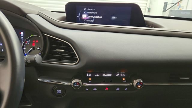 Used 2023 MAZDA CX-30 AWD 2.5 S w/ Premium Package image 17