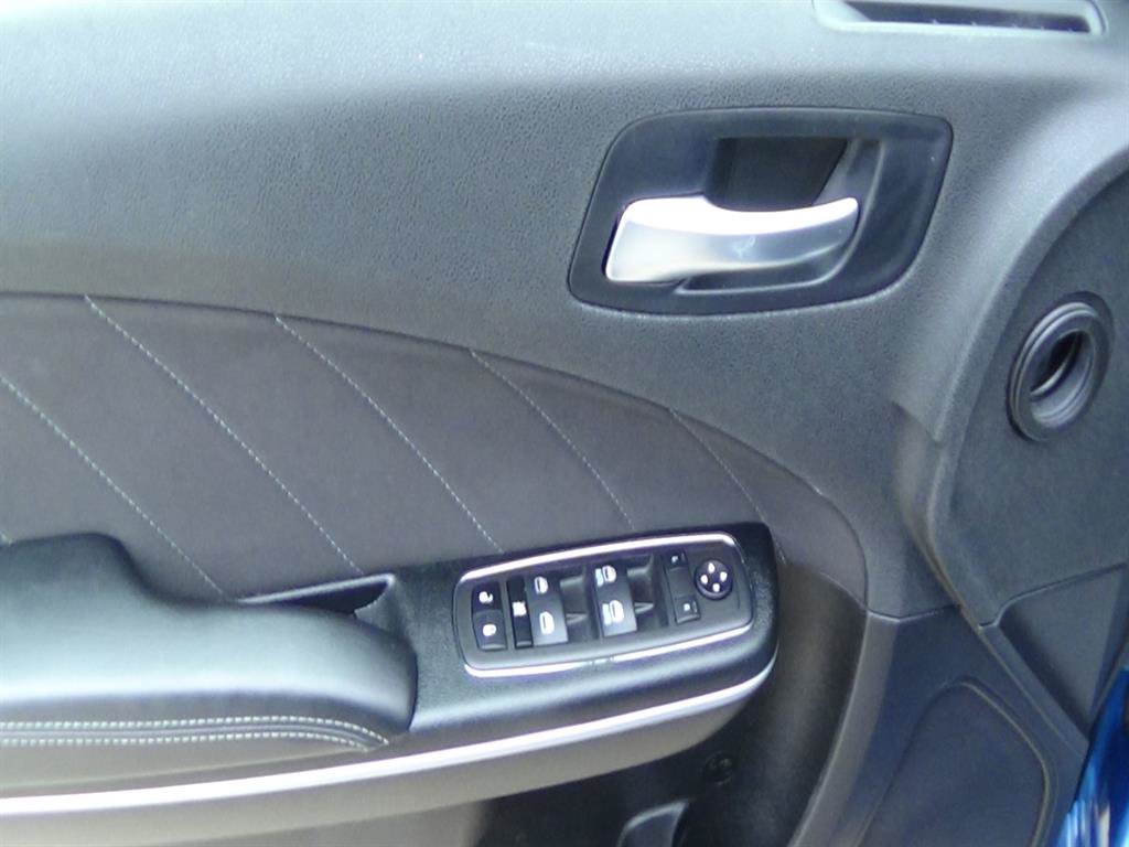 Certified 2023 Dodge Charger SXT RWD image 15