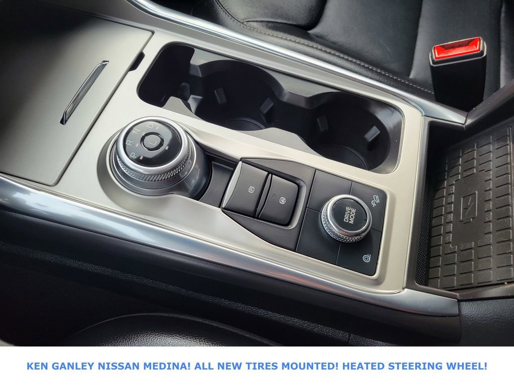 Used 2022 Ford Explorer Limited w/ Equipment Group 301A image 27