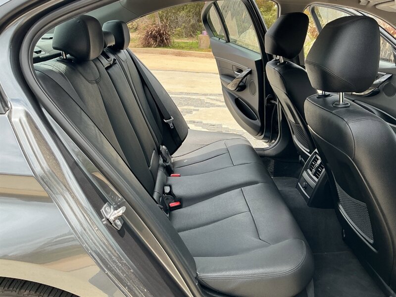 Used 2015 BMW 328i Sedan RWD image 31
