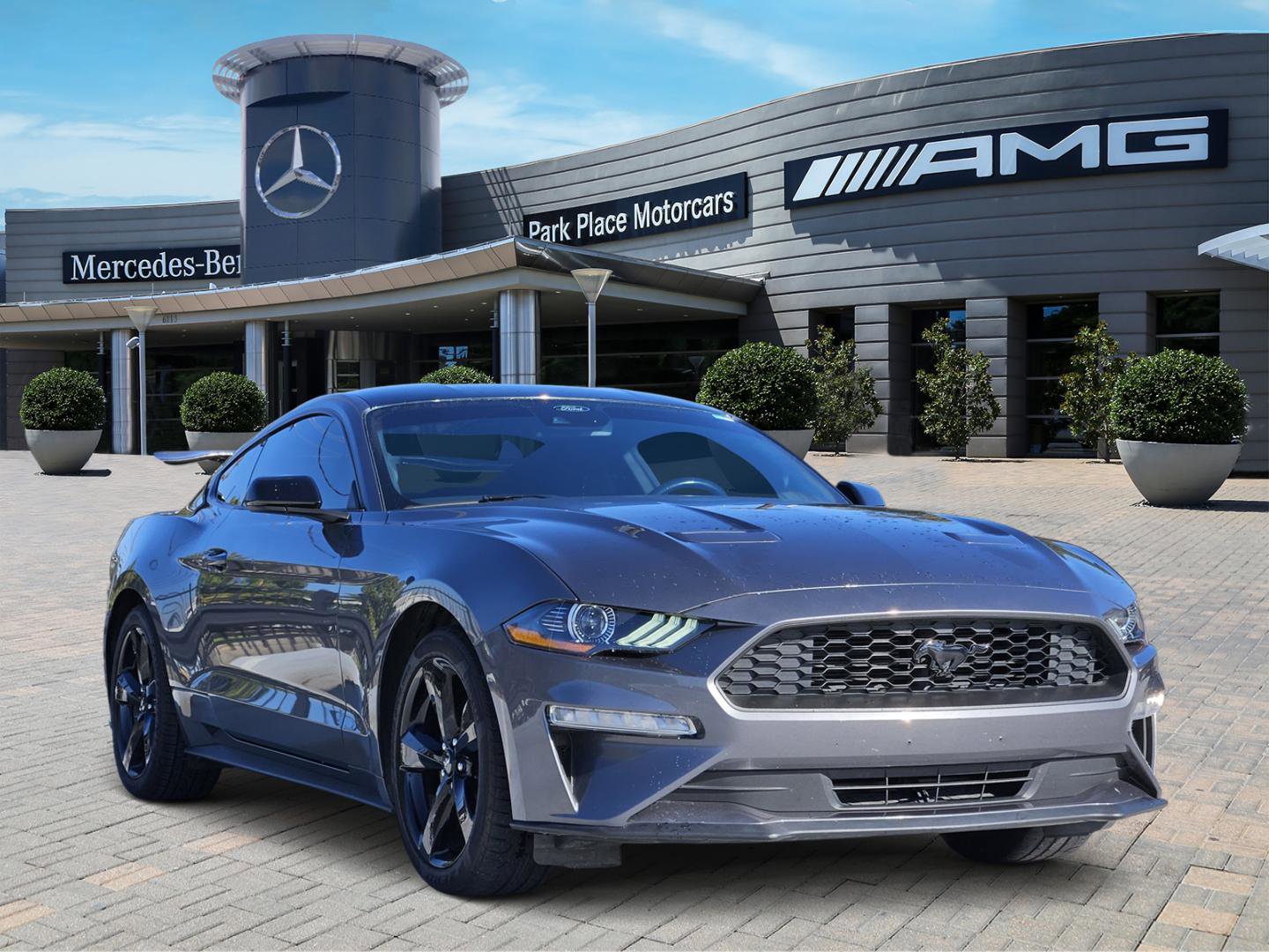 Used 2023 Ford Mustang EcoBoost w/ Equipment Group 101A image 2