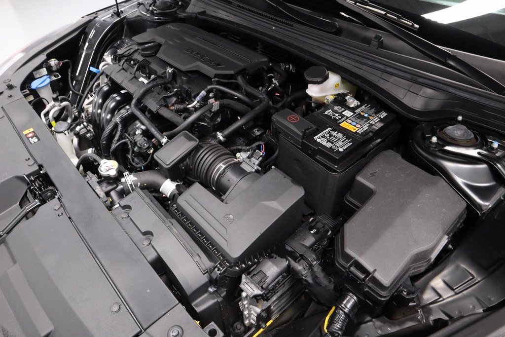 Used 2025 Kia K4 LX image 13