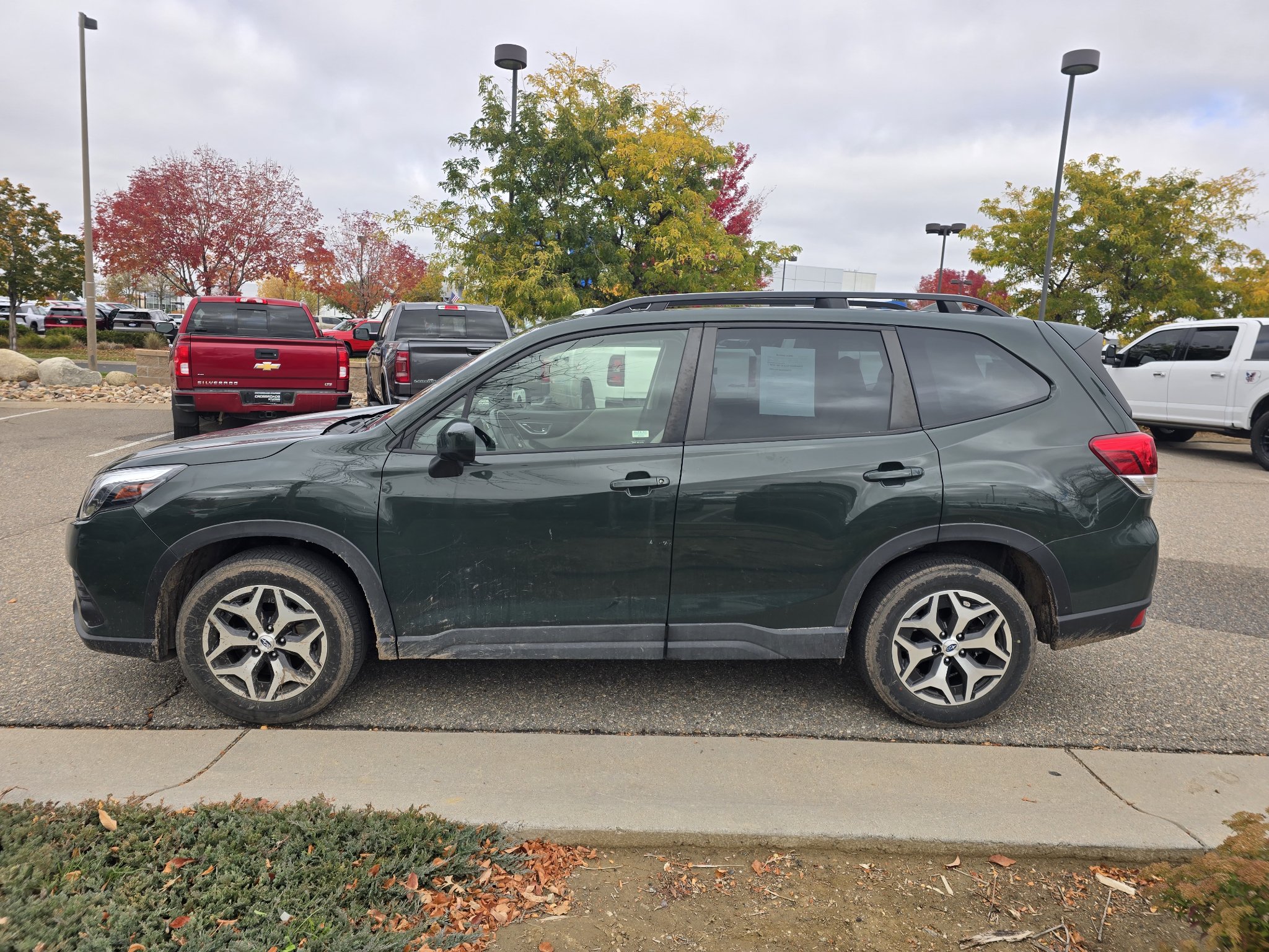 Used 2023 Subaru Forester Premium AWD/4WD image 2
