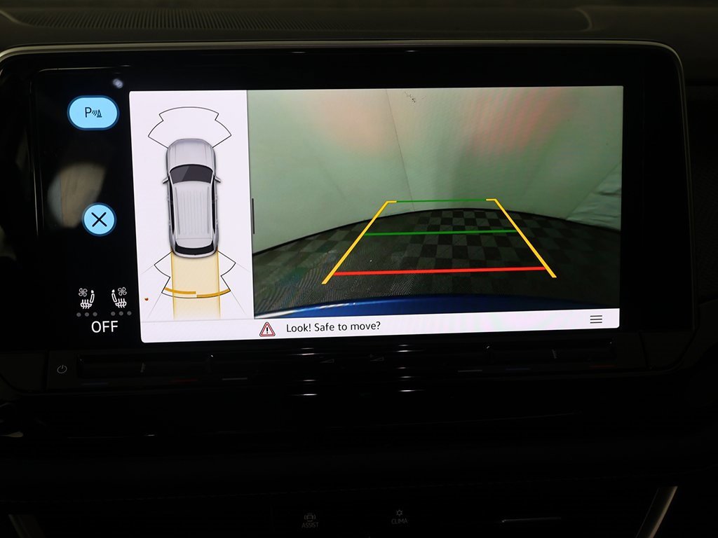 Used 2024 Volkswagen Atlas Cross Sport SEL R-Line image 45