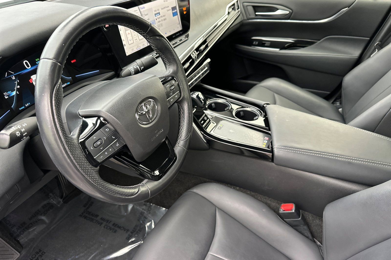 Used 2022 Toyota Mirai XLE image 11