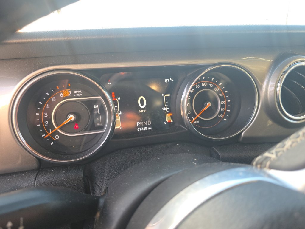 Used 2019 Jeep Wrangler Unlimited Sahara AWD/4WD image 8