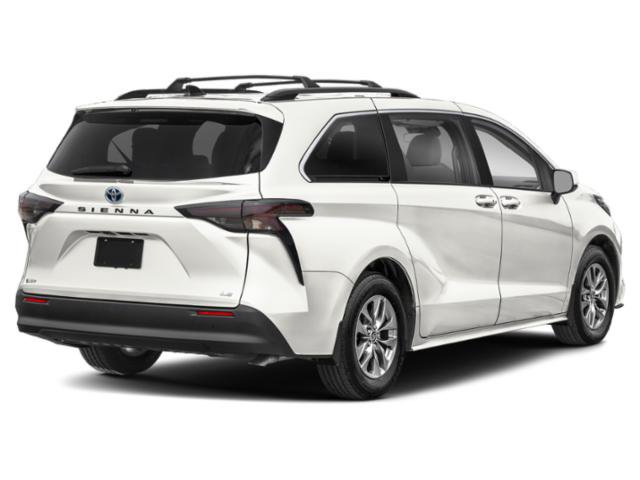 New 2026 Toyota Sienna LE FWD image 2