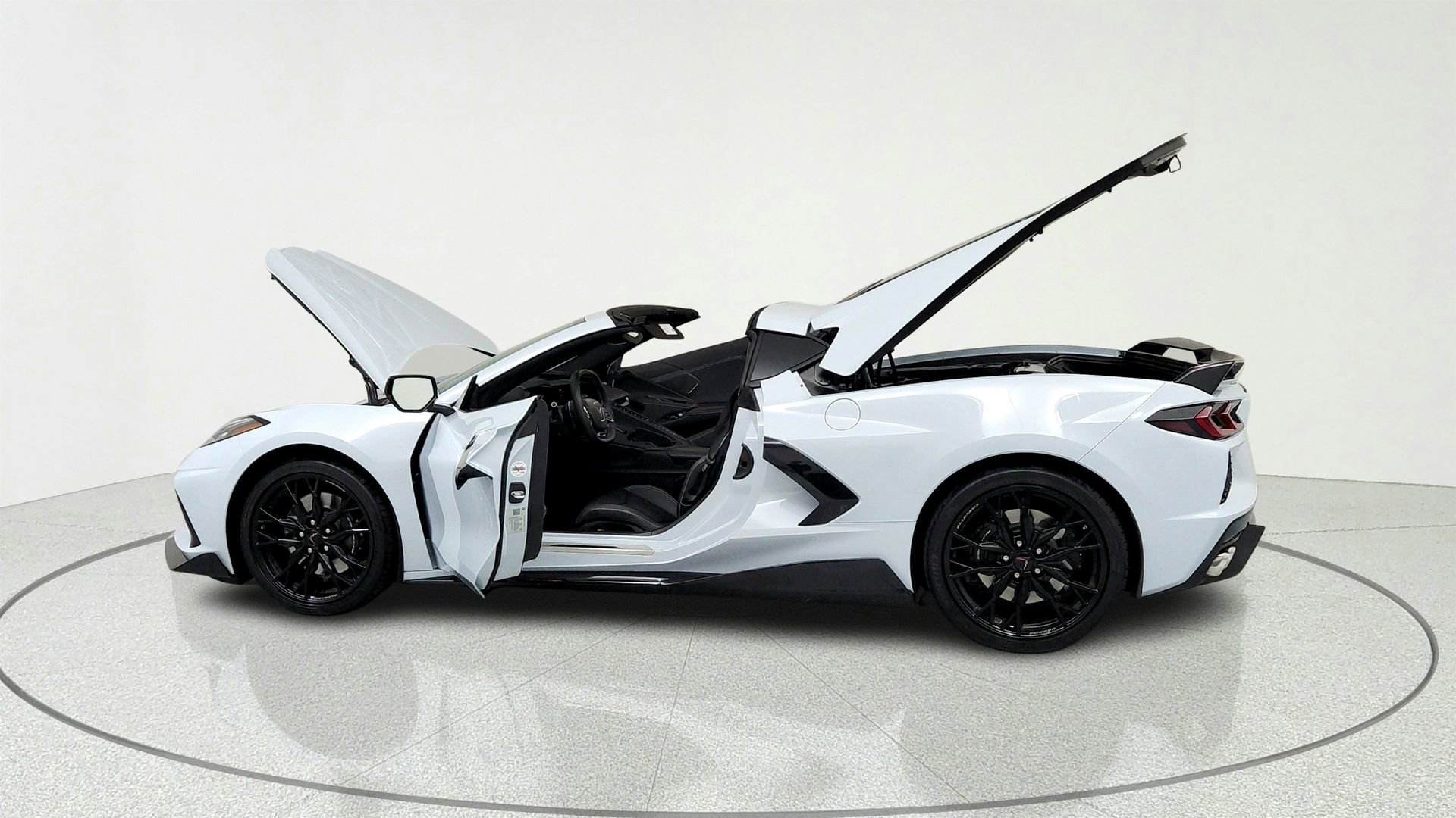 Used 2024 Chevrolet Corvette Stingray Preferred Cpe w/ Z51 Performance Package RWD image 10