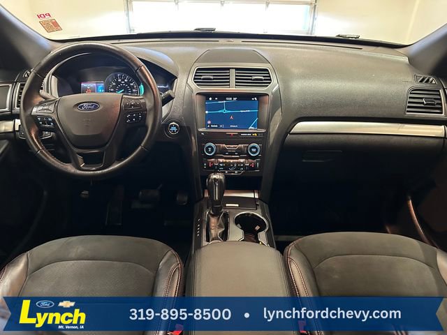 Used 2019 Ford Explorer XLT w/ Equipment Group 202A AWD/4WD image 9