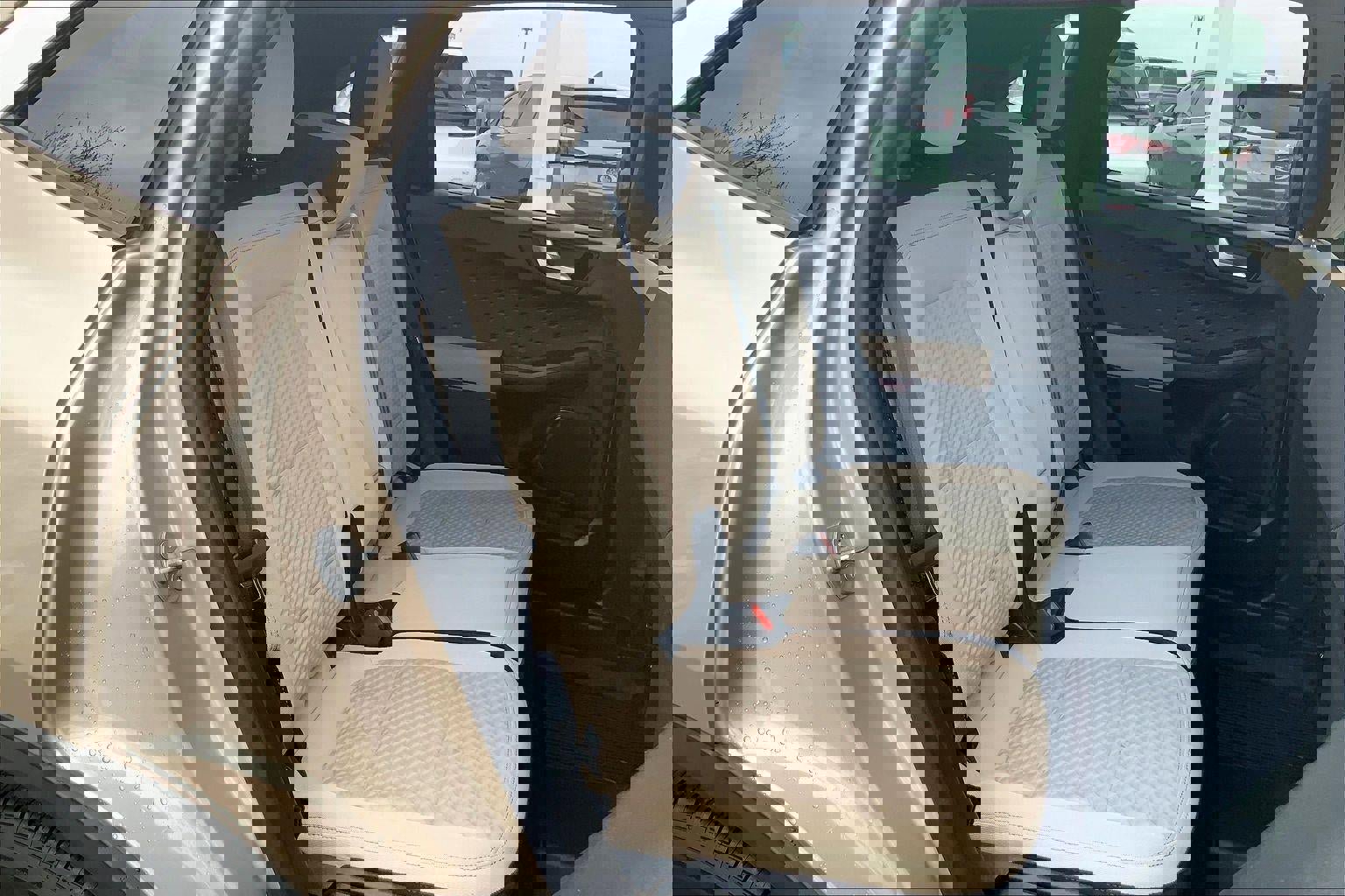 Used 2020 Ford Escape SE image 22