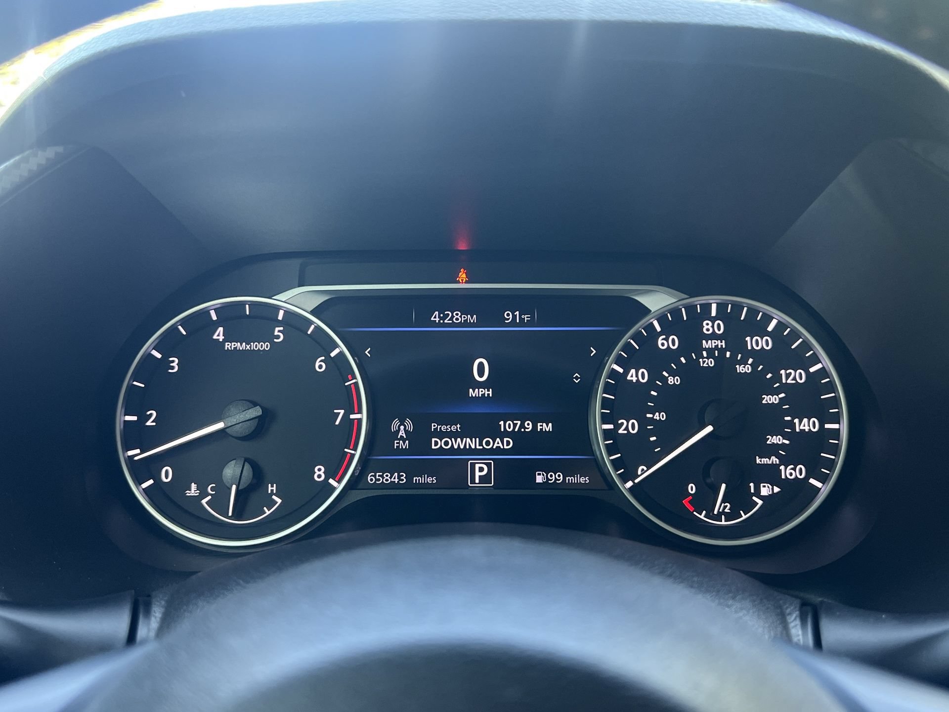 Used 2023 Nissan Sentra SR w/ SR Premium Package FWD image 9