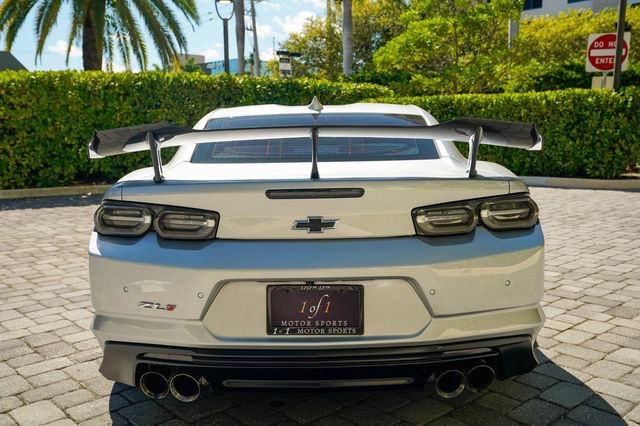 Used 2019 Chevrolet Camaro ZL1 image 25