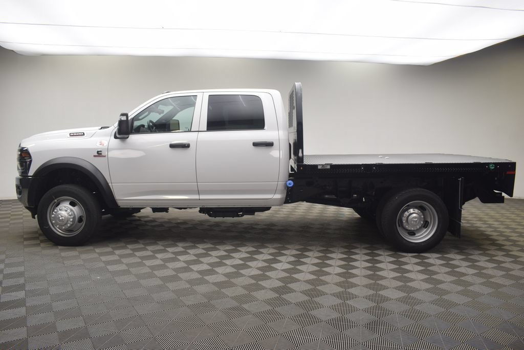 New 2026 RAM 5500 Tradesman w/ Chrome Appearance Group AWD/4WD image 34